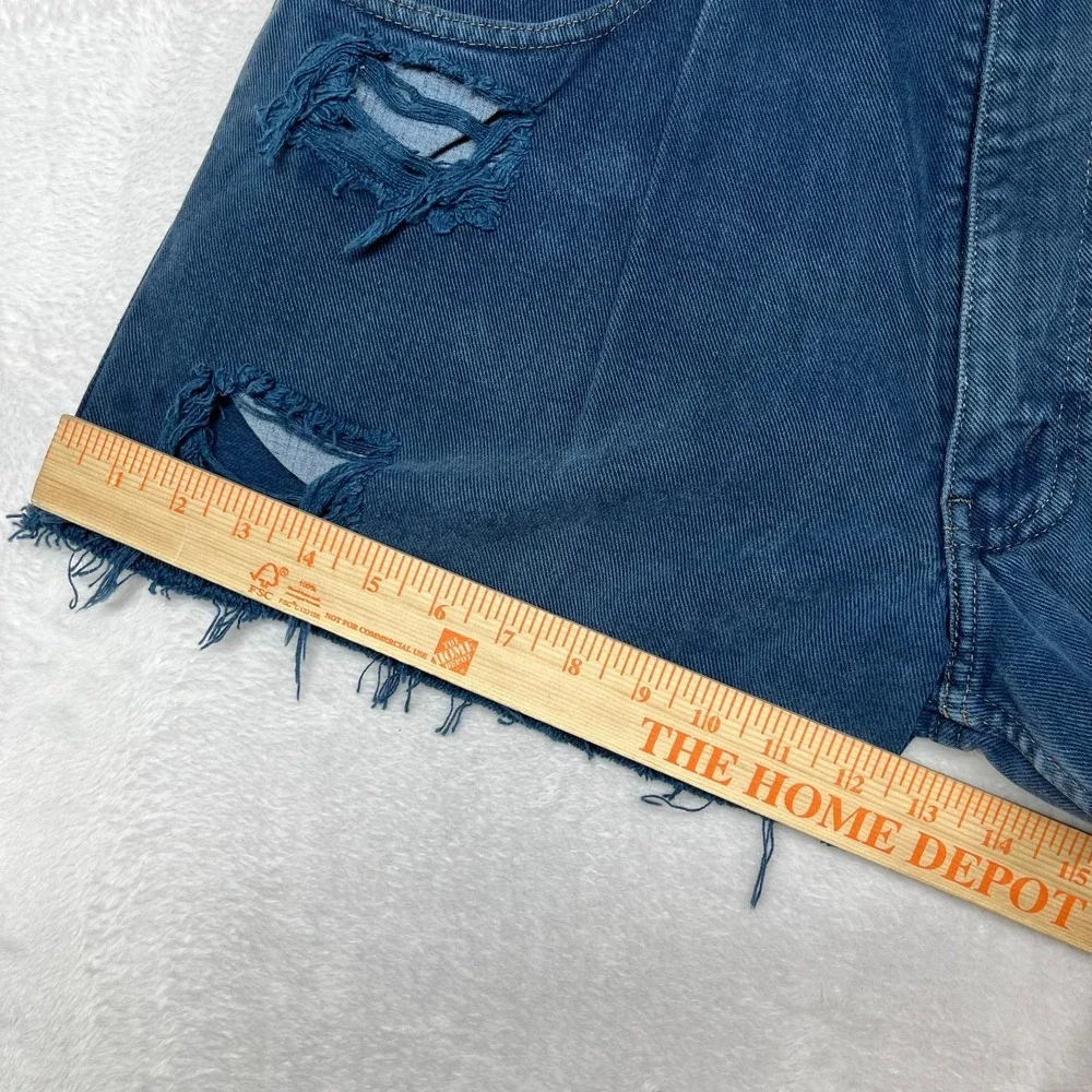 Vintage Levi's Silver Tab Baggy Shorts Men Blue Denim Distressed Zip Fly - 36X32